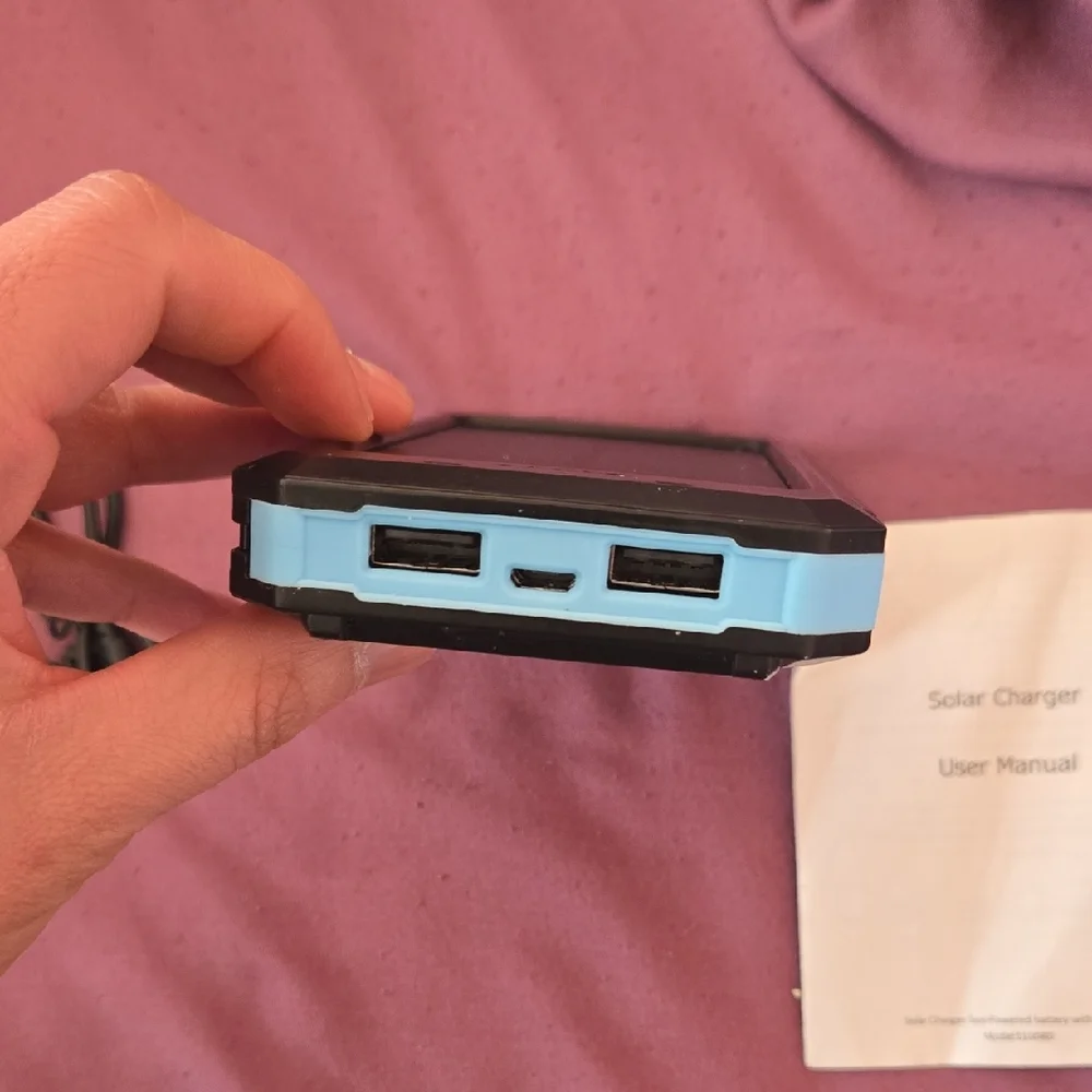 Black Solar Charger with USB Cable